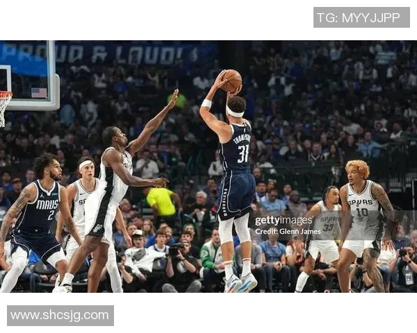 独行侠终结四连败摆脱西部倒数第一，克莱伤停影响显著，哈里森职位岌岌可危