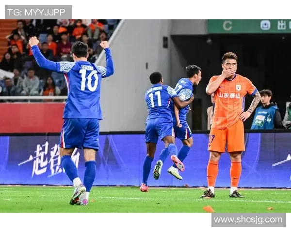 中超积分榜风云：成都领跑泰山垫底，内战表现解读